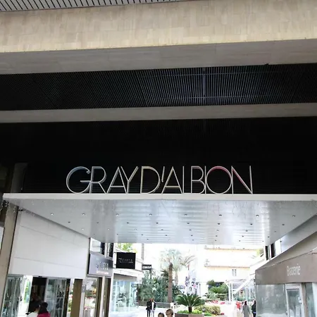 3028 Gray D'albion